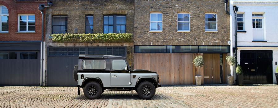  Land Rover Defender 90 Autobiography 2015 года  (фото 5 из 10)
